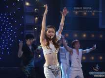 实拍身材火辣的韩国舞蹈团体