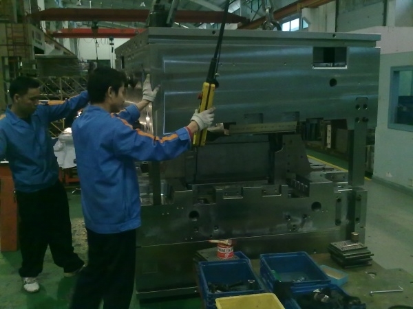 36吨东江最大模具 (2).jpg