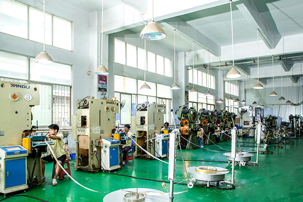 精密冲压件冲压差异「锐硕五金」