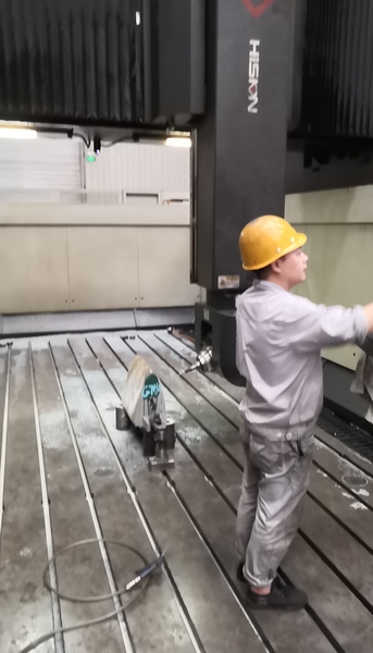 HEIDENHAIN iTNC530-2.jpg