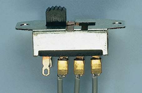 crimping-wire-to-switch.jpg