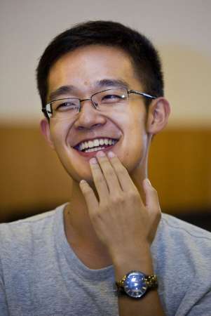 云南理科状元张宗慕雨。高考分数：理科734分（含20分加分） 毕业学校：云师大附小、云.jpg