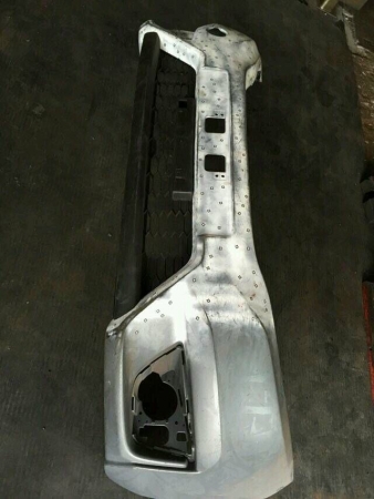 2014年广本飞度的前后保险杠模具